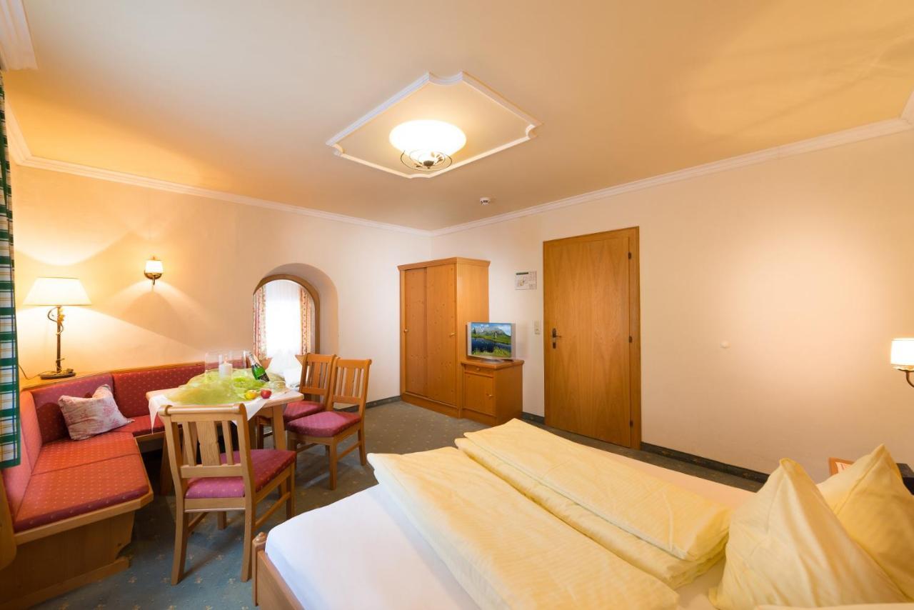 Naturhotel Huettenwirt Im Grossarltal Huttschlag Luaran gambar