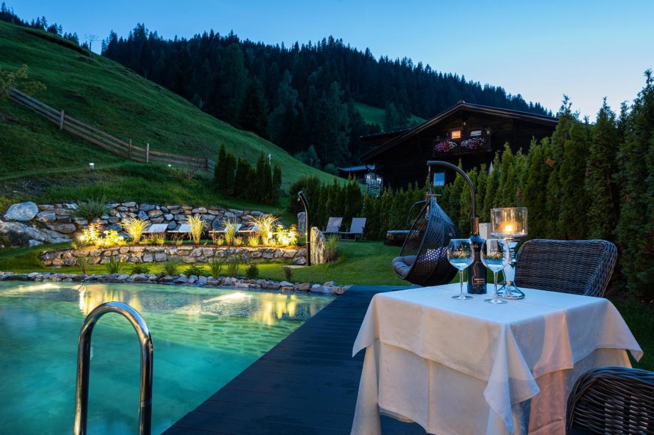 Naturhotel Huettenwirt Im Grossarltal Huttschlag Luaran gambar