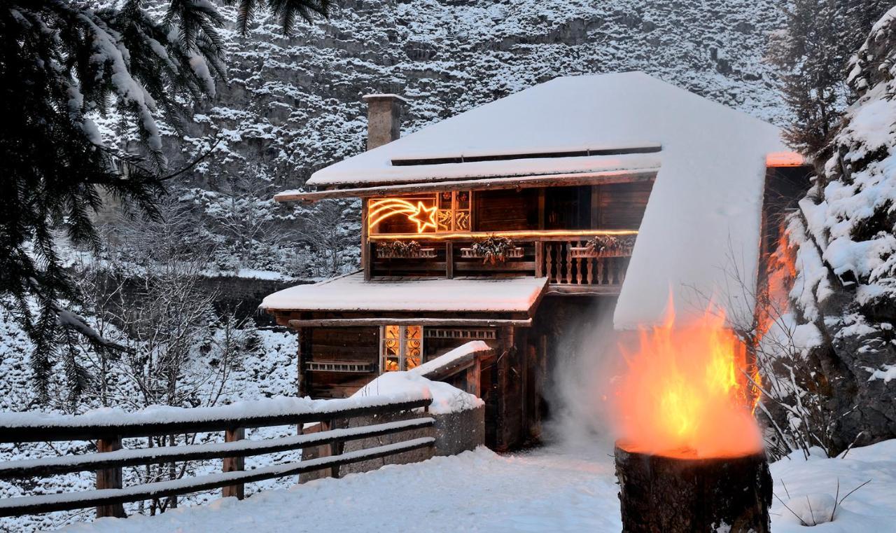 Naturhotel Huettenwirt Im Grossarltal Huttschlag Luaran gambar