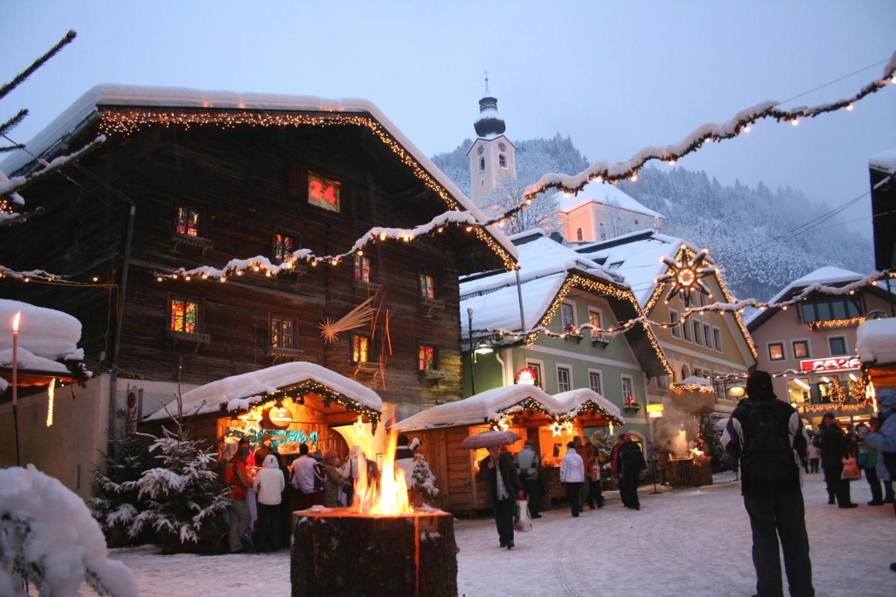 Naturhotel Huettenwirt Im Grossarltal Huttschlag Luaran gambar