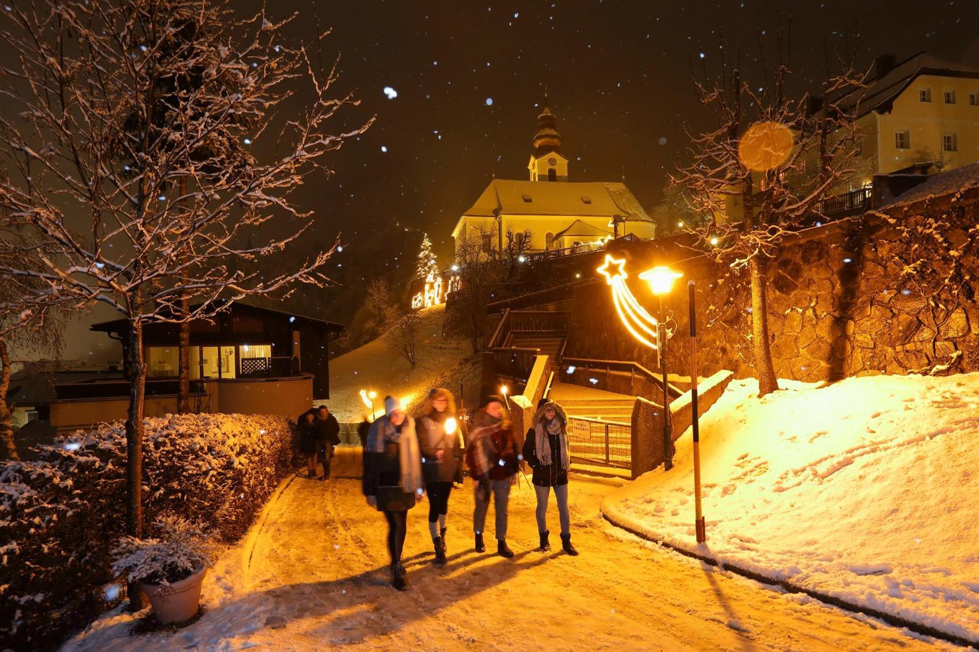 Naturhotel Huettenwirt Im Grossarltal Huttschlag Luaran gambar