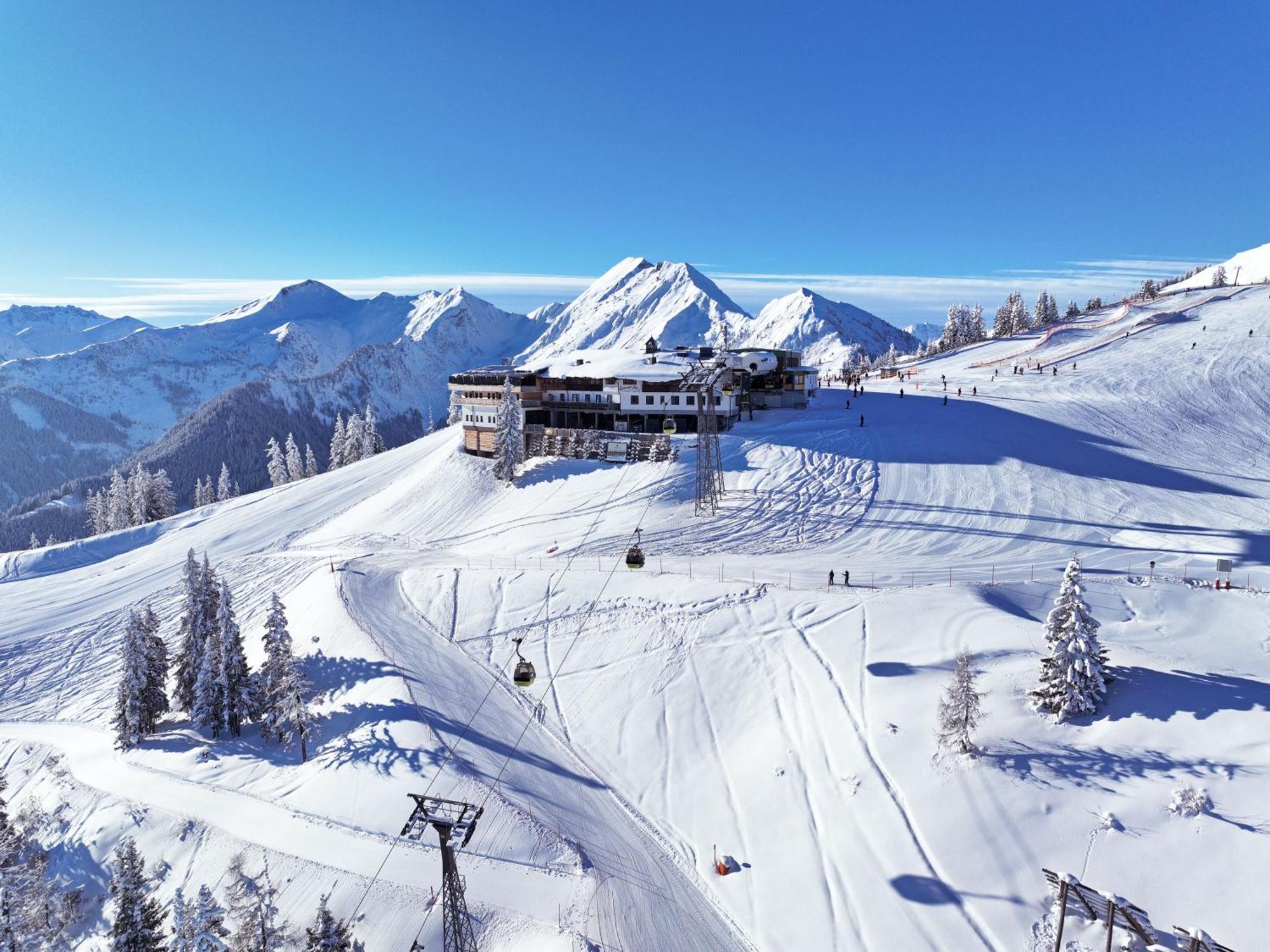 Naturhotel Huettenwirt Im Grossarltal Huttschlag Luaran gambar