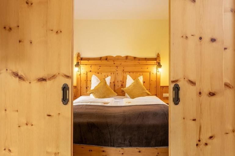 Naturhotel Huettenwirt Im Grossarltal Huttschlag Luaran gambar